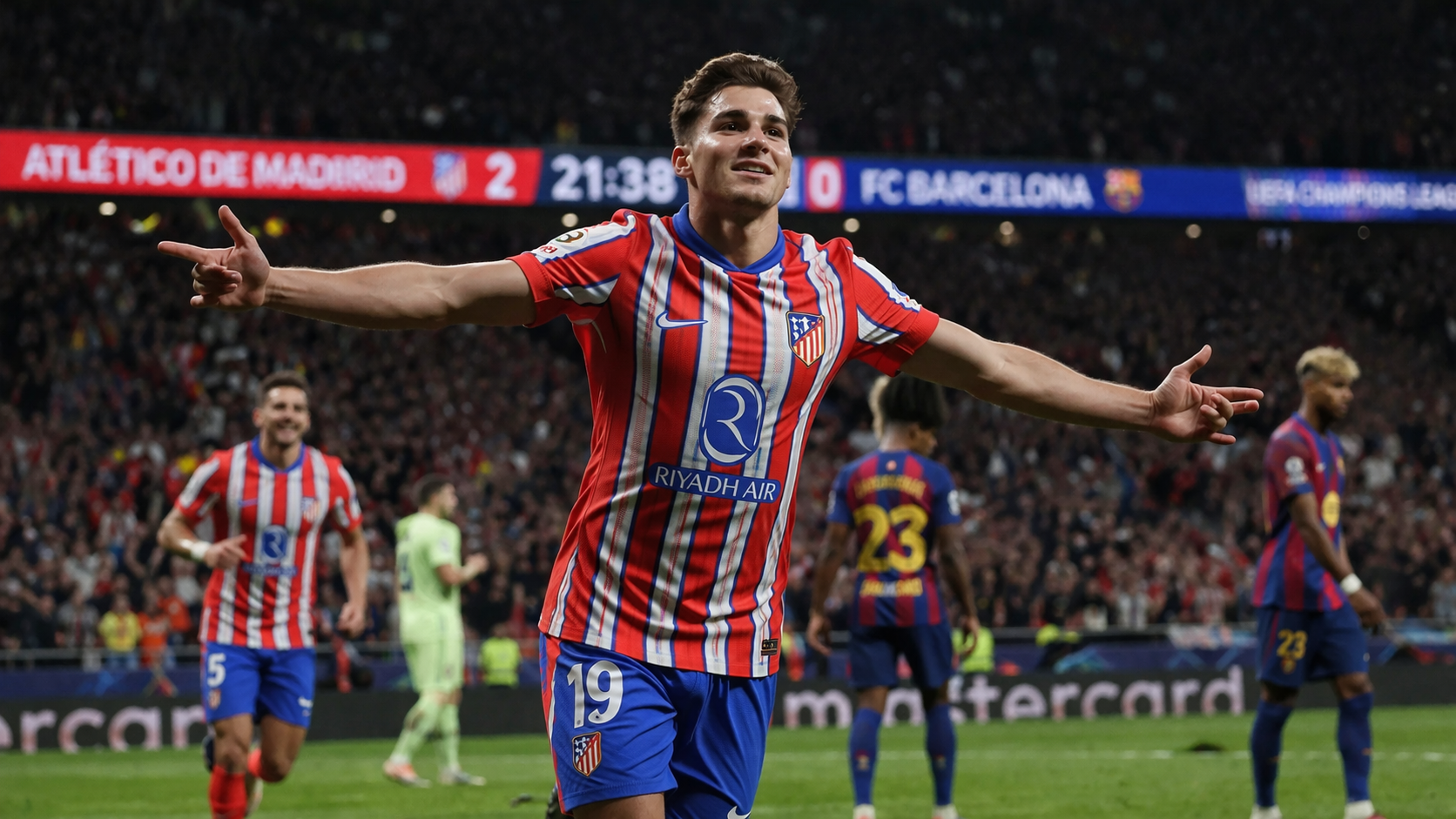 emain sepak bola mengenakan jersey merah-putih merayakan gol dengan tangan terbentang di stadion penuh penonton, dengan skor menunjukkan keunggulan atas Barcelona di malam hari. Julian Alvarez